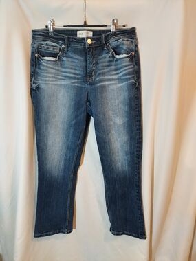 BKE Gabby Curvy Fit High Rise Women's Straight Leg Cropped Jeans - 29
